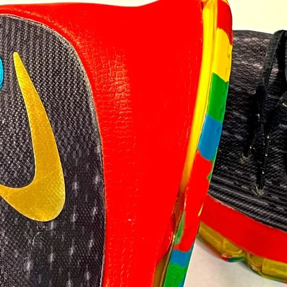 Nike KD8 GS Money Ball Multi color Basketballs Tennis shoes size 6.5Y red/blue - Picture 8 of 17